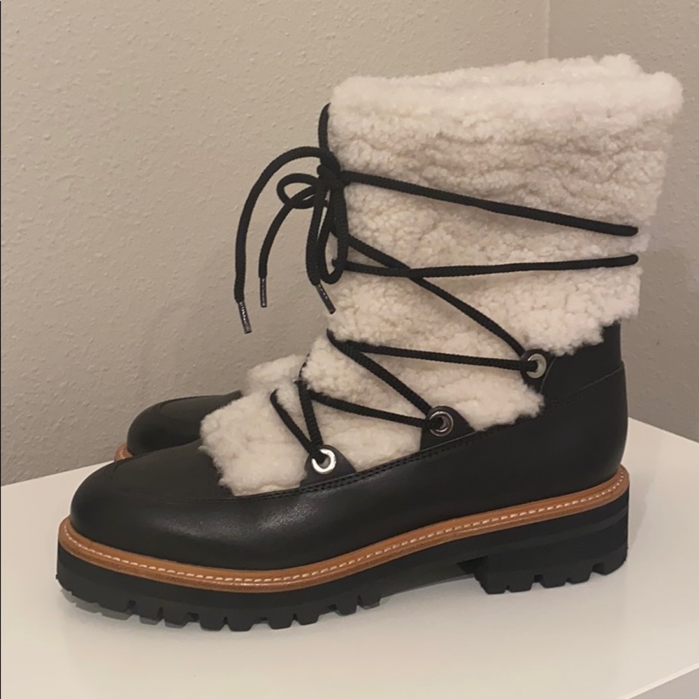 Snow boots shearling fur